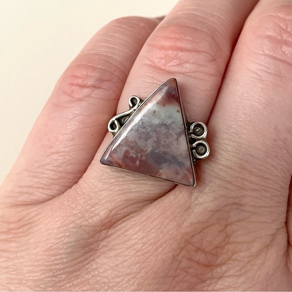 Vintage stamped sterling silver & polished stone triangle ring sz 7-7.25 - Picture 3 of 16